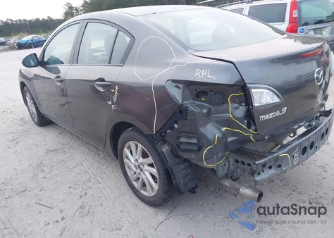 2013 Mazda Mazda3 I Touring z USA, uszkodzony, nr VIN JM1BL1VP7D1739443